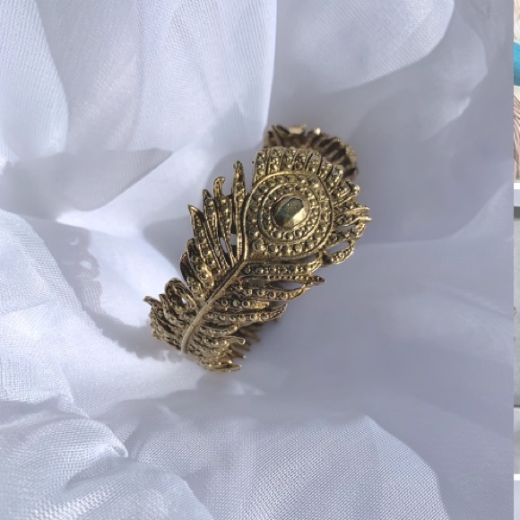 ALKEMIE Peacock Feather Cuff Bracelet - Picture 4 of 8